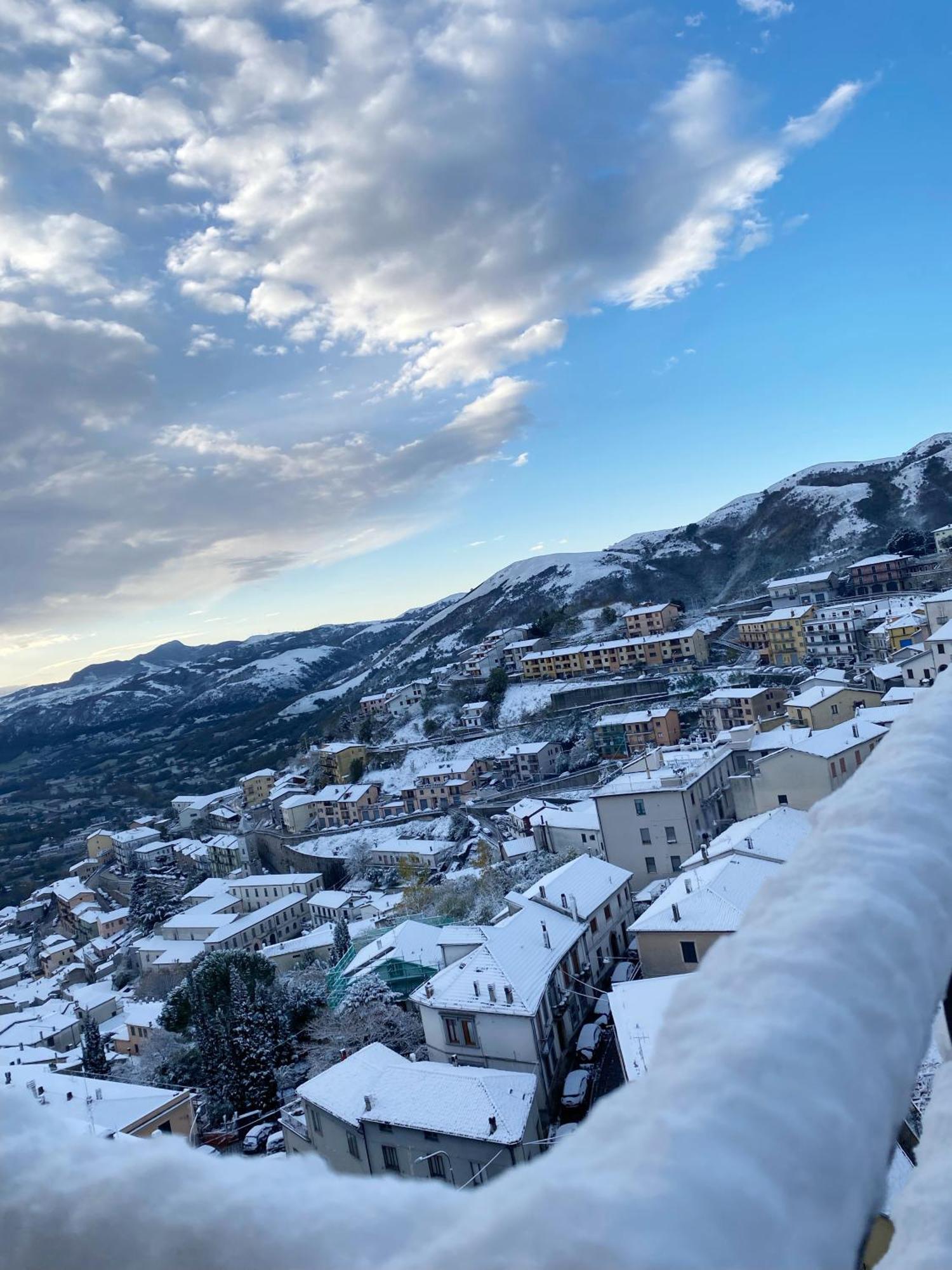 Nonna Felicia B&B Muro Lucano Buitenkant foto