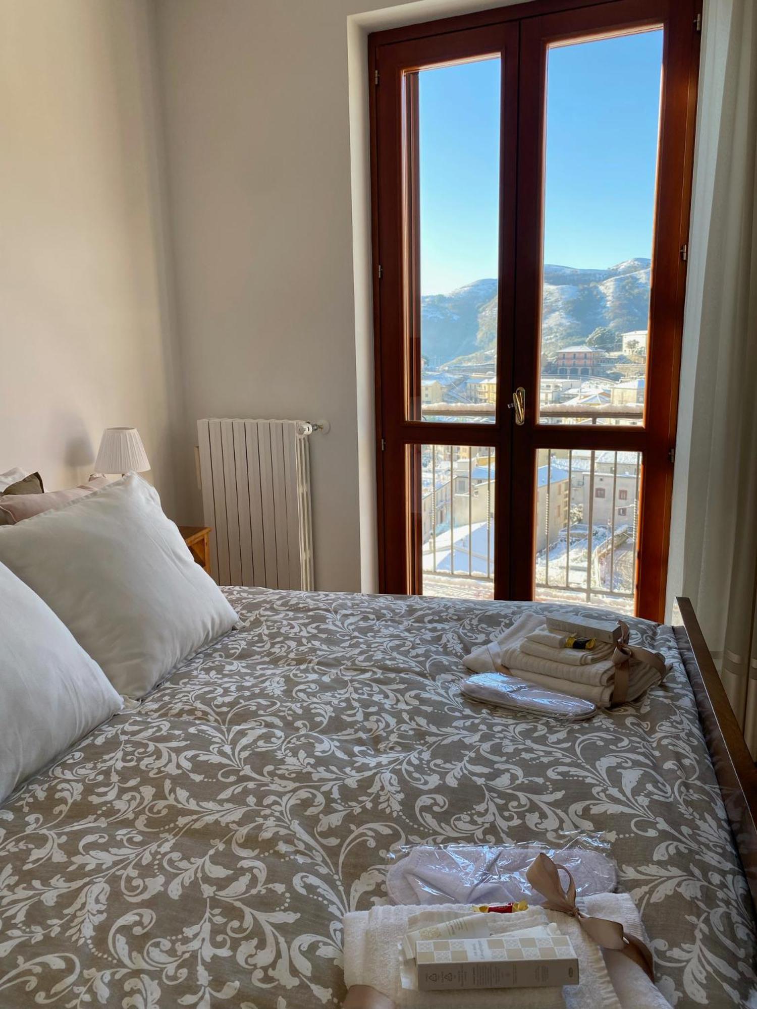 Nonna Felicia B&B Muro Lucano Buitenkant foto