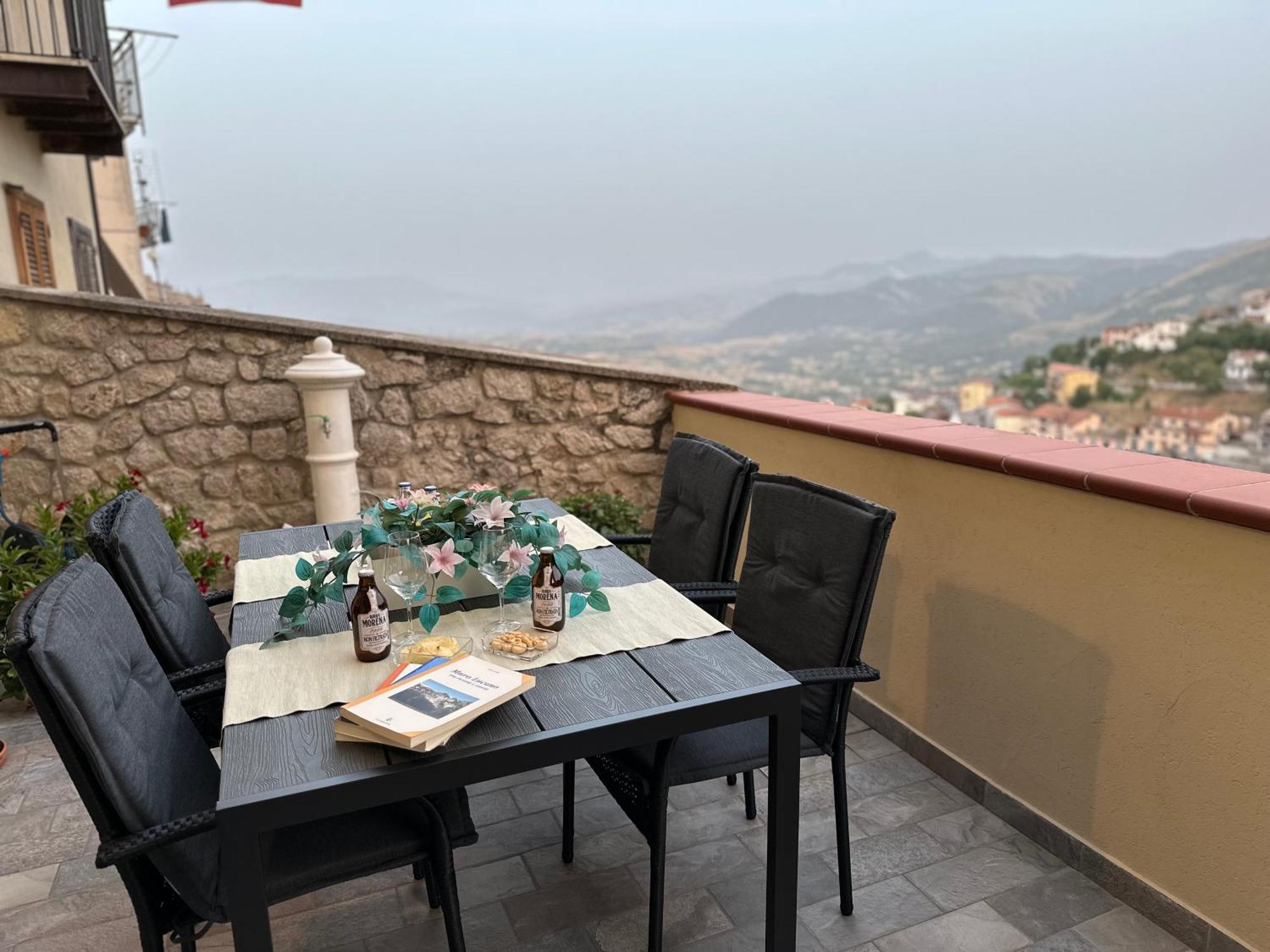 Nonna Felicia B&B Muro Lucano Buitenkant foto